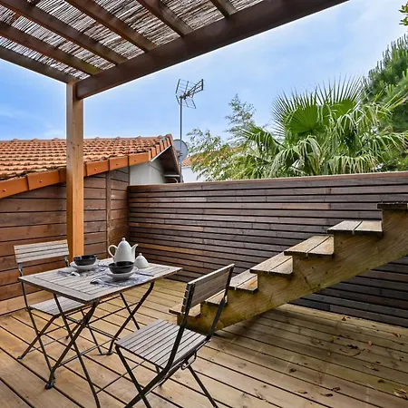 Bali - Vue Proche De La *